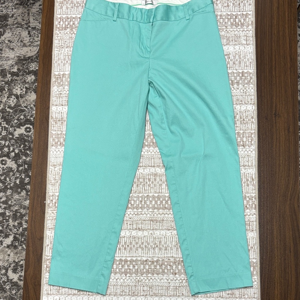 Van Heusen Women's Aqua Capris